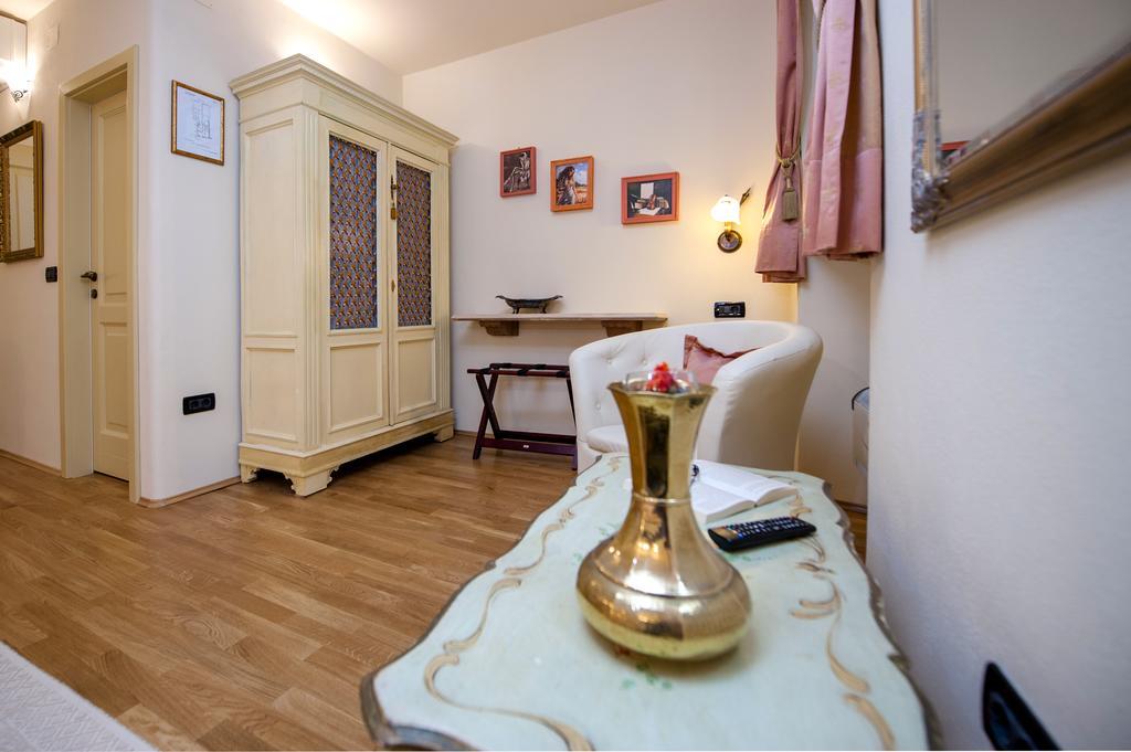 Ferienwohnung Antica Porta Sul Mar Rovinj Exterior foto